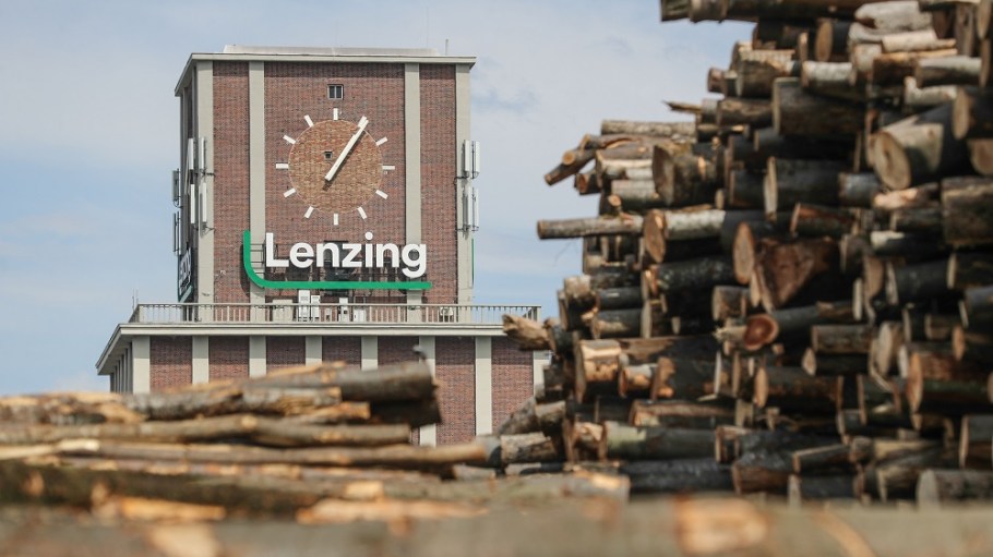 LD Celulose, Lenzing’s joint venture with Duratex to build a dissolving wood pulp plant in Brazil, received $1.1 billion in financing.