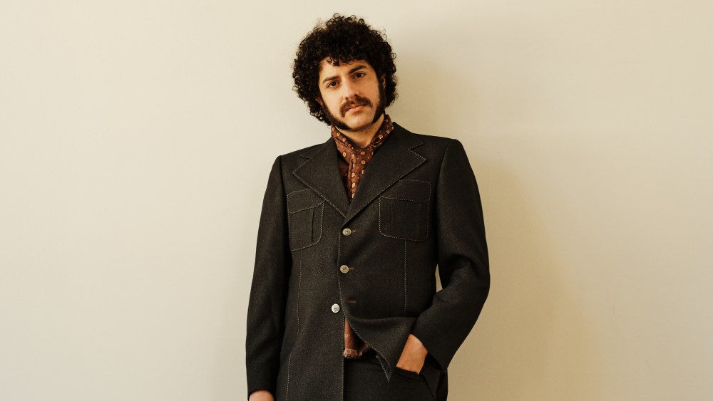 Eli Gelb stars as Grover in Broadway's new play "Stereophonic."