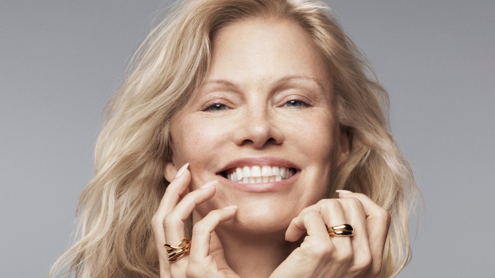 Pandora's Be Love holiday Campaign with Pamela Anderson