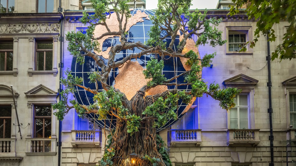 Annabel's new facade, designed by Tatiana Kharchylava.